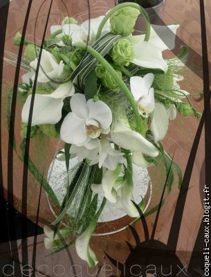 bouquet de mariée fleurs blanches.